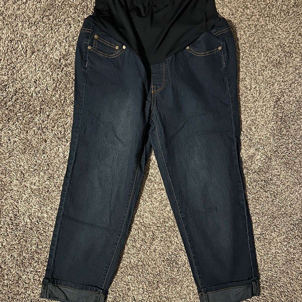 Maternity capri